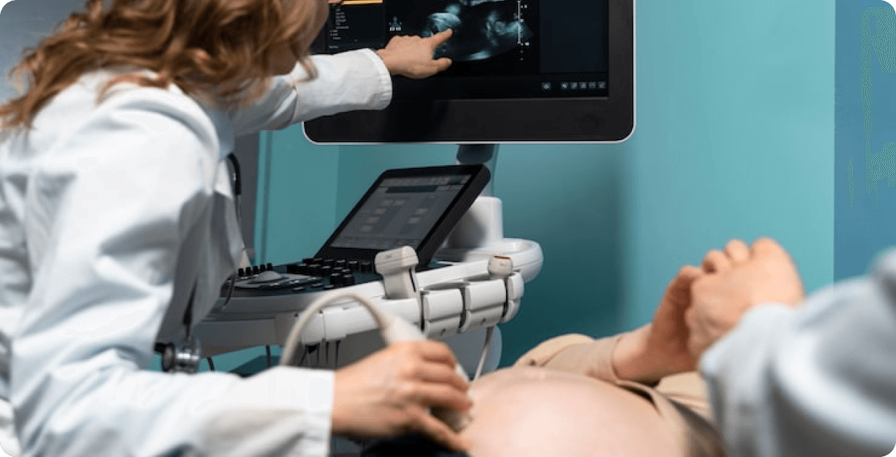 Ultrasonido obstétrico: control y evaluación materno-fetal